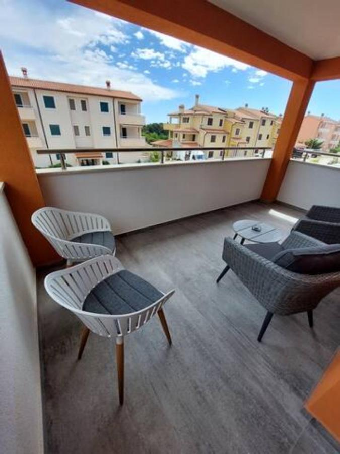 Modern Apartment Ana Премантура Екстериор снимка